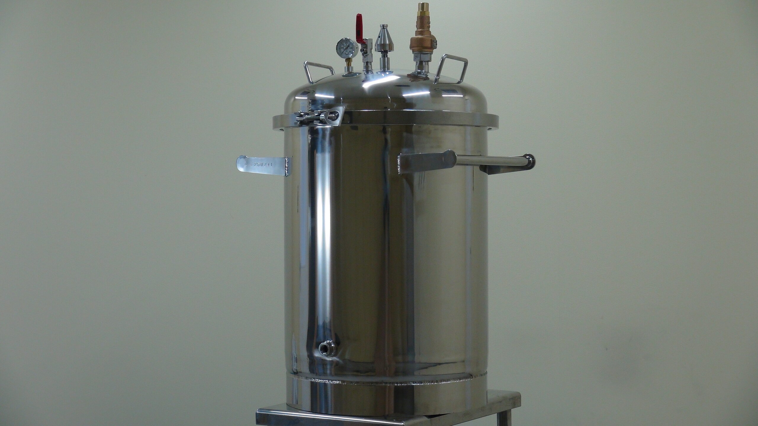 圧力寸胴 130L